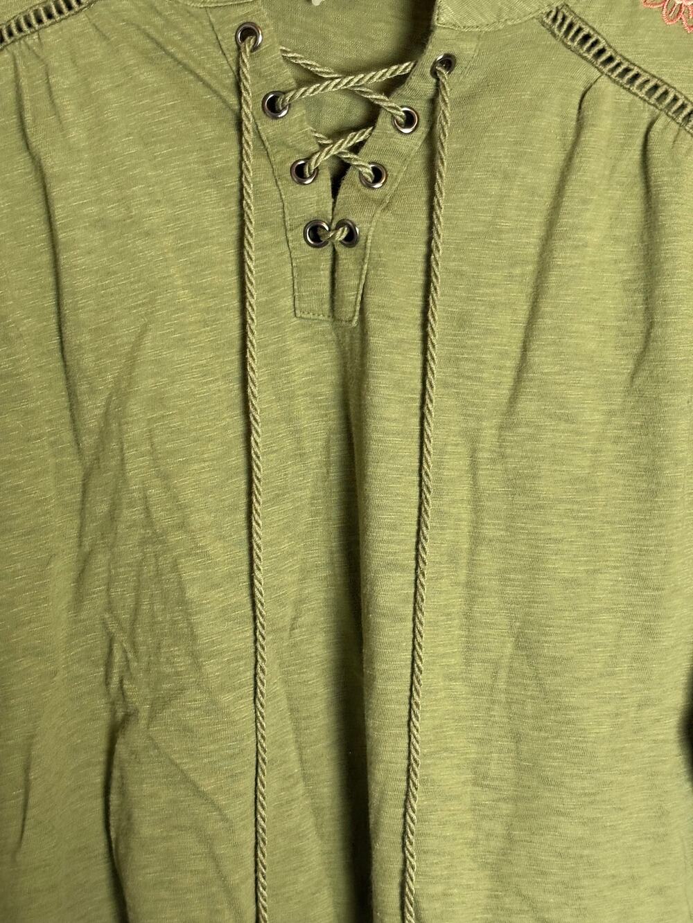 Terra And Sky Olive Green Floral Embroidered Lace Up Blouse Womens Size 14W Read